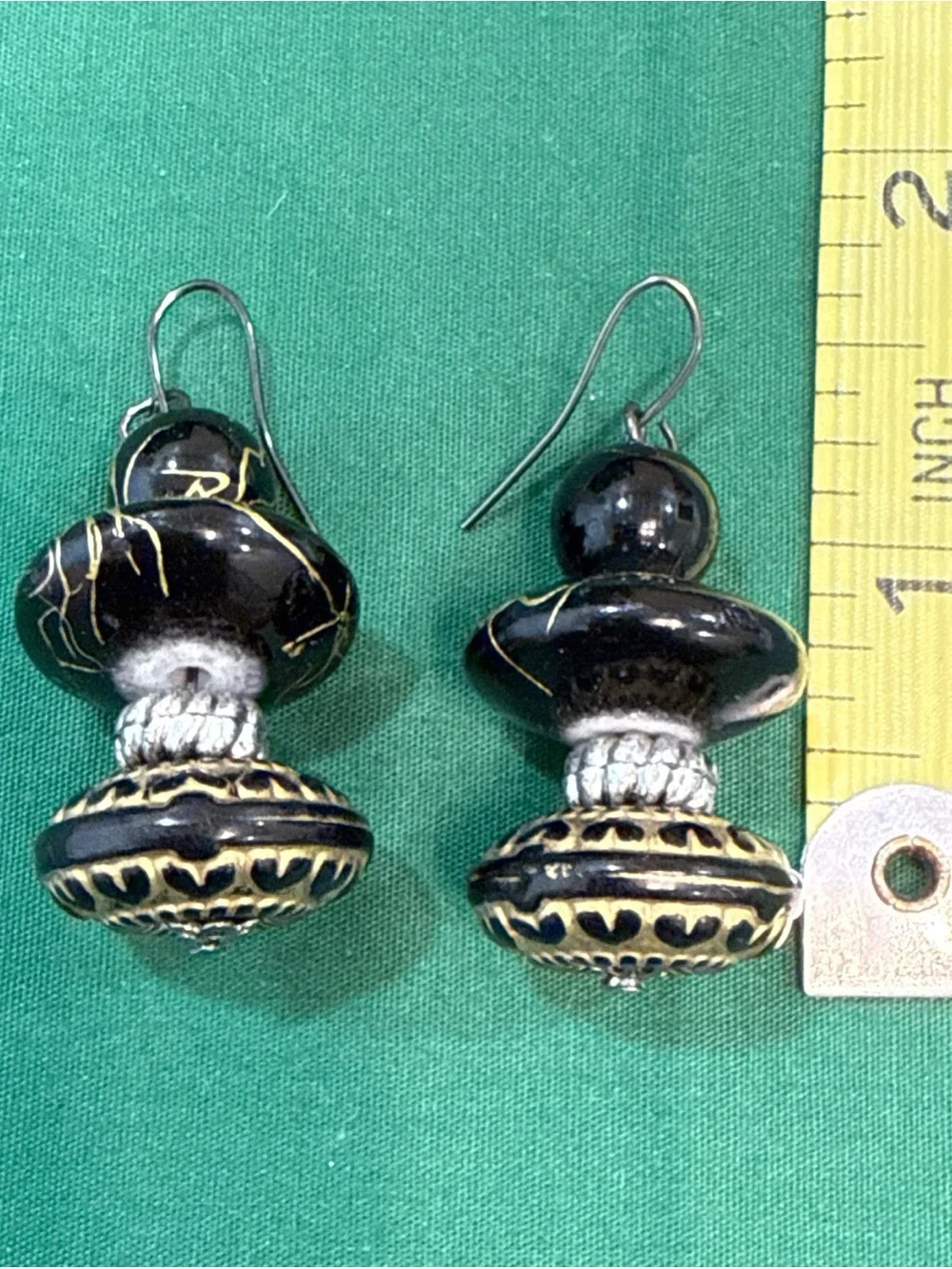 VTG Etched Gold W/With Black Bead Earrings Bohemian Style.  55C
